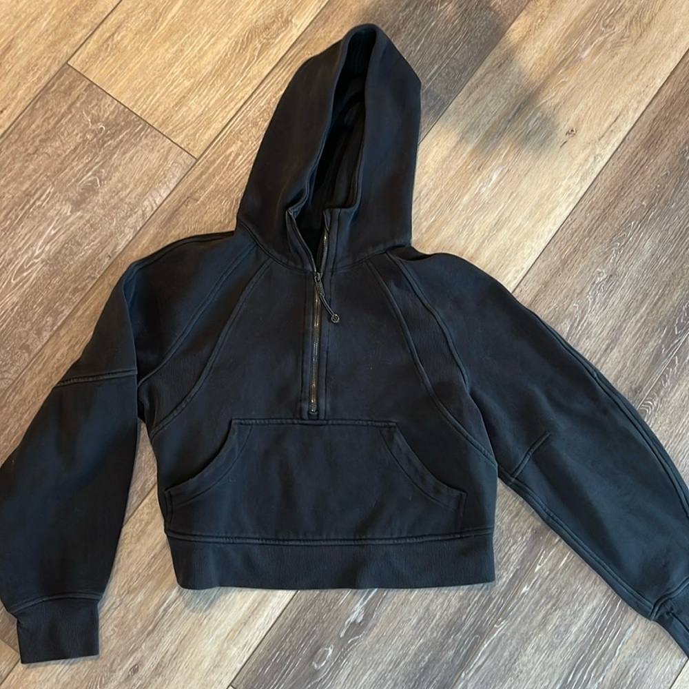 Lululemon crop hoodie